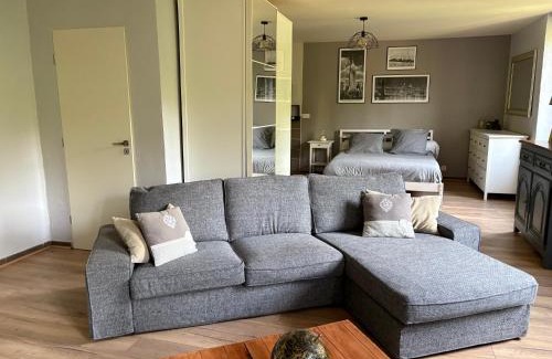 Meounes-les-Montrieux Apartment | Le jardin suspendu