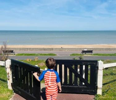 Cabourg Apartment | Le Lagon de Léon, escapade à deux en front de mer Accès direct et privatif à la plage & Promenade Marcel Proust