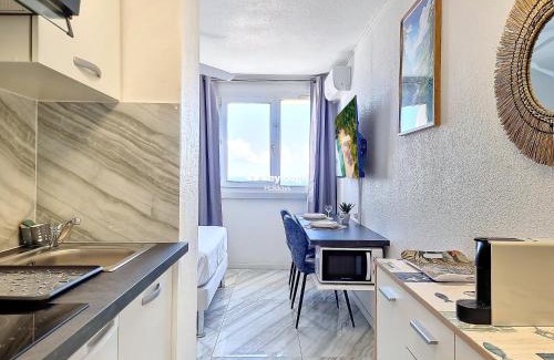 Sainte-Clotilde Apartment | Le Lauréat - studio proche des commodités - Sainte-Clotilde