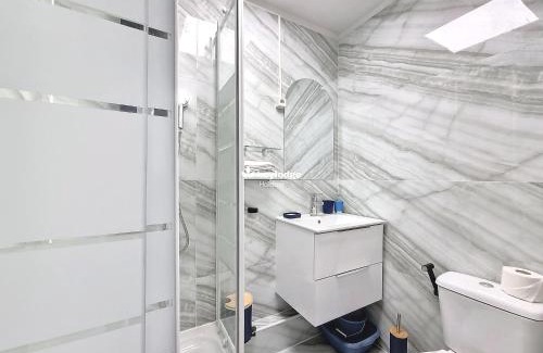 Sainte-Clotilde Apartment | Le Lauréat - studio proche des commodités - Sainte-Clotilde
