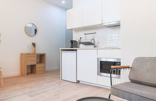 Notre-Dame du Mont Apartment | Le Lodi - Studio Cours Julien Marseille centre