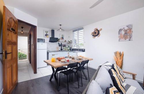 La Riviere Saint-Louis Apartment | Le logis du passant