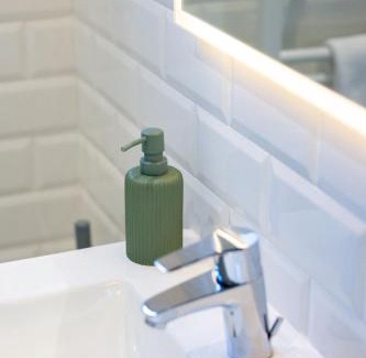 Angouleme Apartment | LE LUCIEN Eco-Appart'Hôtel - Angouleme - Centre - Wifi - Parking privé - Classé 4 étoiles
