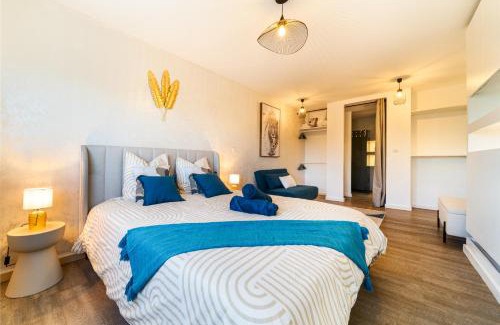 La Possession Apartment | Le Mahā 44
