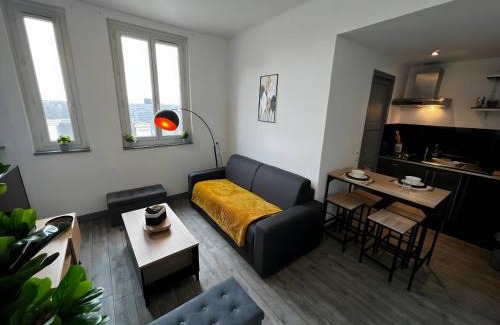 Nord - Gare Apartment | Le Manhattan Gare Centre 4p Reve au Mans