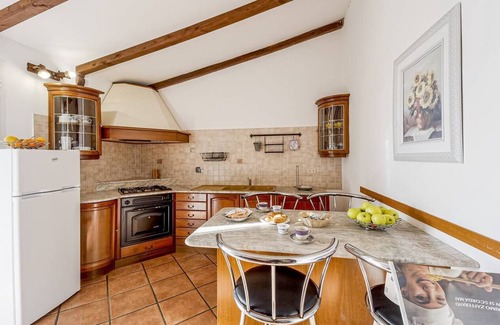 Torrazza Apartment | Le Mimose 2 bedroom 6 Pax
