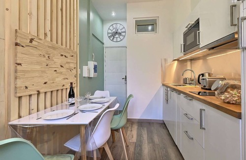 Avignon City Centre Apartment | ⭐ LE PALAIS DES PAPES ⭐ AVIGNONSMILE ⭐ CALME ET CLIMATISATION ⭐