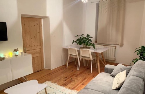 Quartier Administrations Apartment | Le petit cocon Nîmois