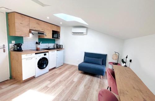 Agen Apartment | LE QUAI 6 - Studio neuf CALME LUMINEUX - CLIM - WiFi - Gare à 200m