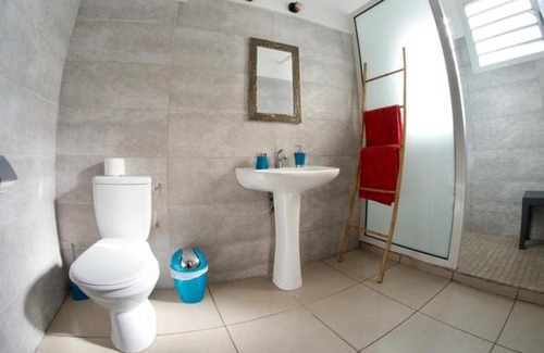Petite-ÃŽle Bed & Breakfast | le raphael ( chambre piscine)