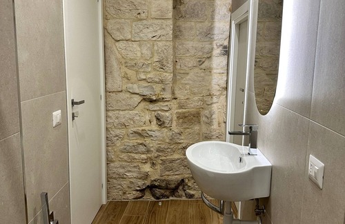 Trani Bed & Breakfast | Le Stanze Ritrovate