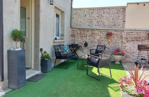 Therdonne House | Le "Therdon'Oise" - Maison, gardiennage & navette