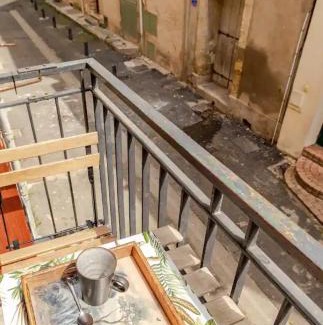 Pezenas Apartment | "Le Transversal 1" -Balcon-Garage privé optionnel -Centre historique-Plages à 21km !