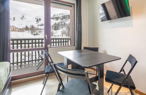 Chamrousse Apartment | Le Vernon N721 - ST4