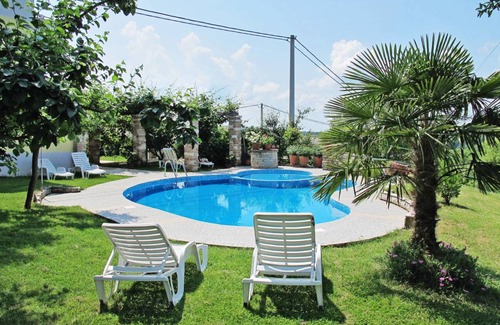 Jezenj Apartment | Lea with 1 bedrooms and 1.5 bathrooms