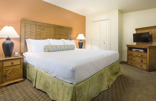Las Vegas Resort | Leave your worries at the door!