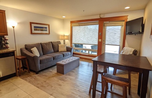 Chelan Condo | Leeward Cabana - Unit 4