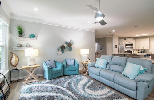 Gulfport Villa | Legacy Villa 2602 - 3 bedroom 2 bath with garage in beachside neighborhood