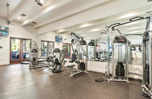 La Quinta Apartment | Legacy Villas 1 BR 1 Story Kitchen Resort Pools Gym
