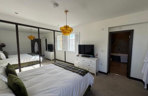 Winchester Apartment | Leishman Views