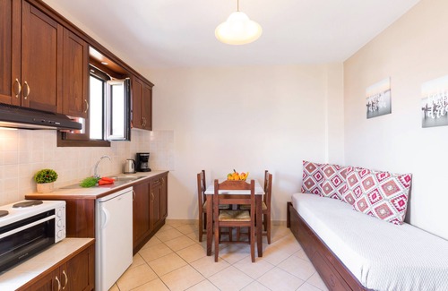 Ipsos Apartment | Lemon Tree Corfu Apartments by Konnect