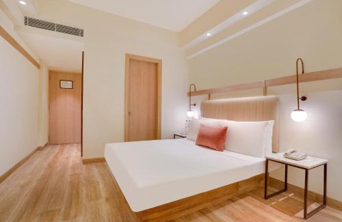 Aerocity Hotel | Lemon Tree Hotel, Delhi Airport