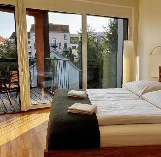 Lend Apartment | LendAddicted by BestChoice with Parking