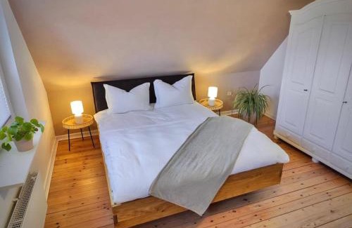 Wesselburen House | Leni