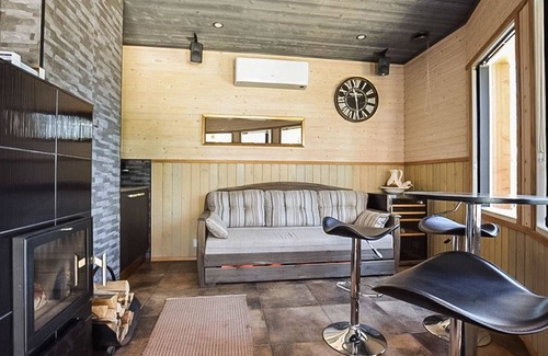 Saarijarvi House | Lepovalkeinen by Interhome