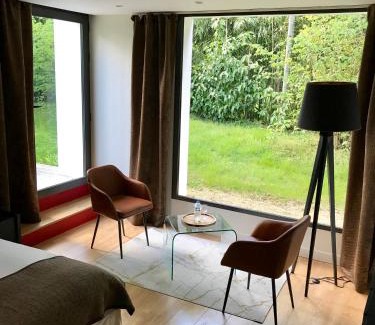Suce-sur-Erdre Bed & Breakfast | Les Arbres Rouges