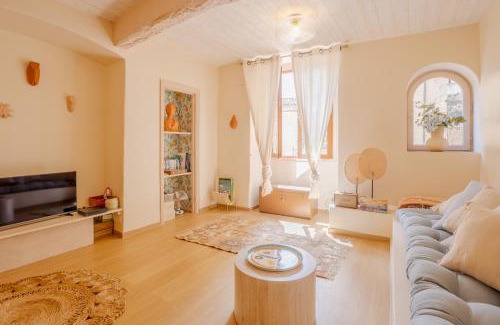 Saint-Paul-de-Vence Apartment | Les Fontaines Saint-Paul-de-Vence Free Parking