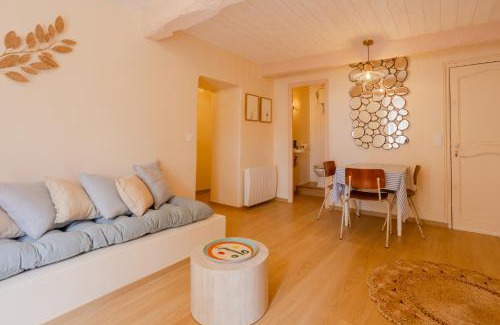Saint-Paul-de-Vence Apartment | Les Fontaines Saint-Paul-de-Vence Free Parking