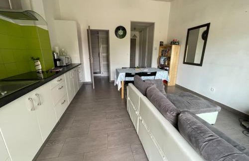 Boisset-les-Montrond House | Les Lys de Rosie - Maison familiale de plain pied campagne