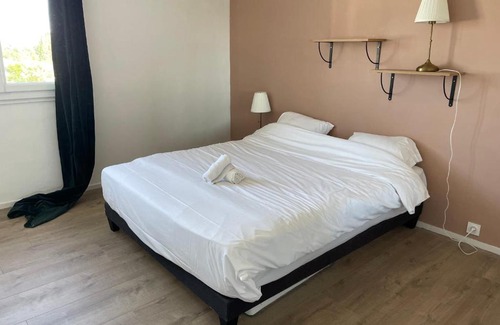 Tours Apartment | Les Lys Lumineux Élégant Raffiné Tours