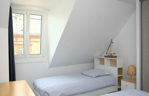 Fecamp Apartment | Les pieds dans l eau à Fécamp vue mer