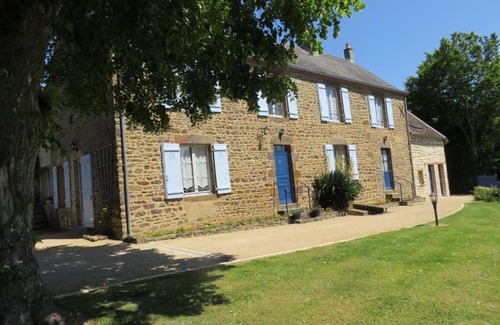 Moitron-sur-Sarthe Bed & Breakfast | Les Quatre Saisons