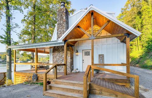 Groveoak House | Less Than 1 Mi to Boat Launch Home with Dock in Scottsboro