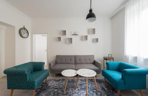 Wieden Apartment | Let it be Vienna U1, U2, U4 Karlsplatz Oper