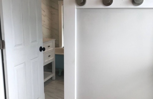 North End Condo | Let's Go to the Beach! *2 Bedroom Condo*