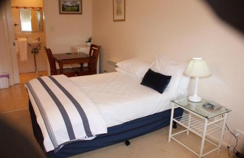 Leura House | Leura Fairways East