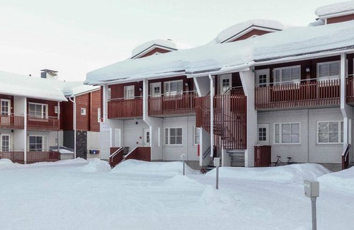 Sirkka House | Levi star / 902