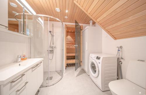 Sirkka Apartment | Levillas Sointuilevi 1 B67, 2 ski pass included