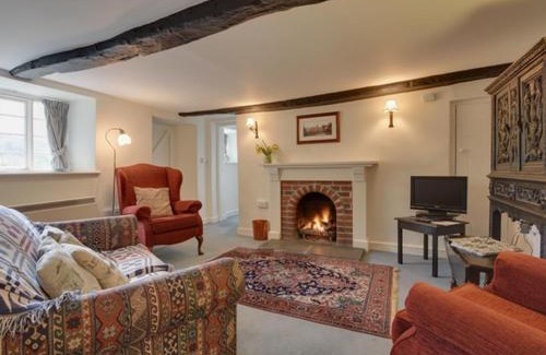 Lewtrenchard House | Lew Quarry Cottage