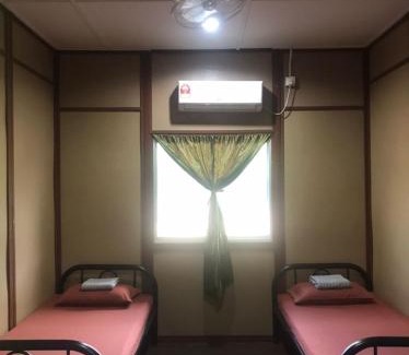 Kuala Tahan Hostel | Liana Hostel Taman Negara