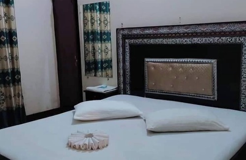 Lahore House | Libra Family Guest House