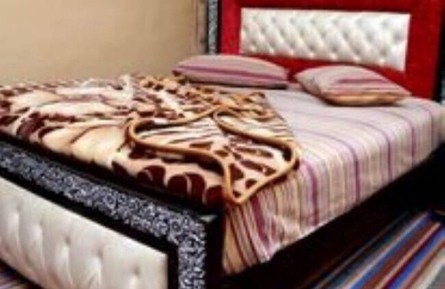Lahore House | Libra Family Guest House