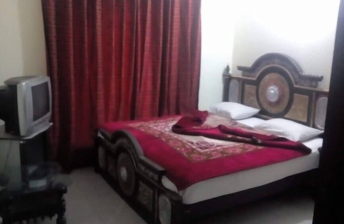 Lahore House | Libra Family Guest House
