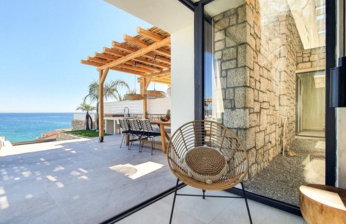 Lindos Ski Chalet | Lido Blue Villa