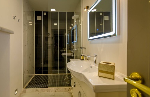 Bucharest City-Centre Hotel | Lido by Phoenicia