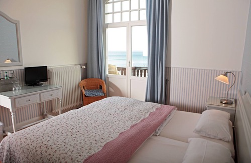 Alt-Travemunde/Ronnau Hotel | Lieblingsplatz Hotel Strandperle